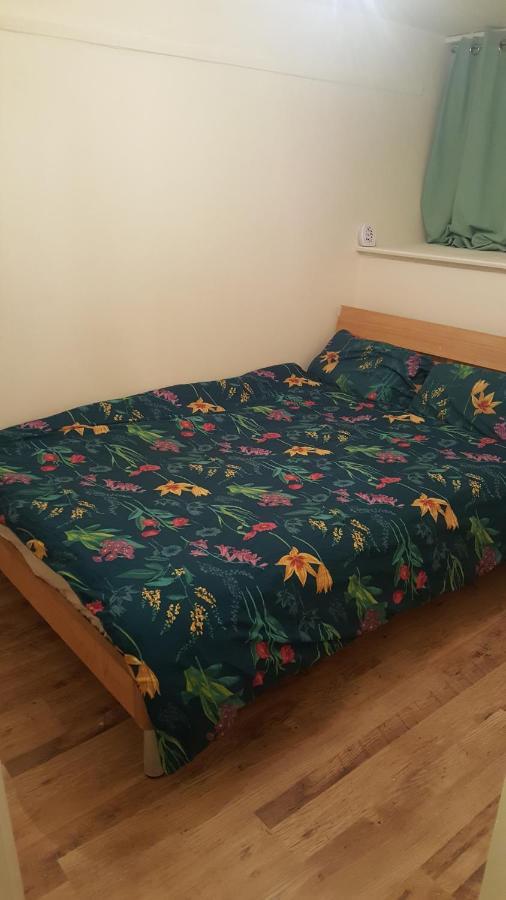 Splendid 4Bedrooms Shared Home Манчестър Екстериор снимка